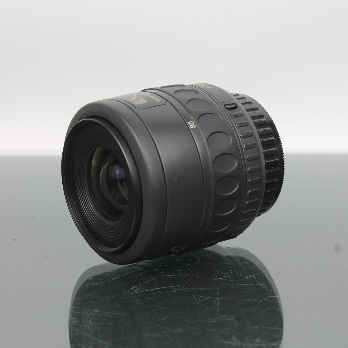SMC Pentax-F 1:4-5.6 35-80mm