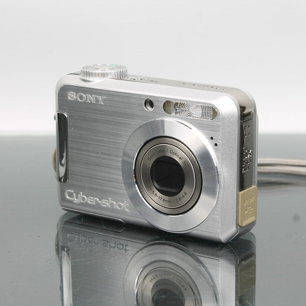 Sony Cybershot DSC-S700