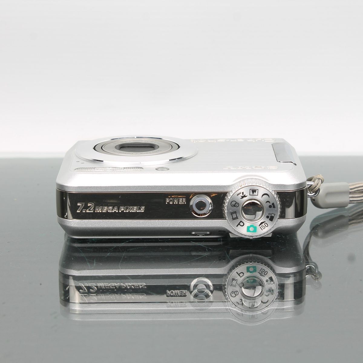 Sony Cybershot DSC-S700