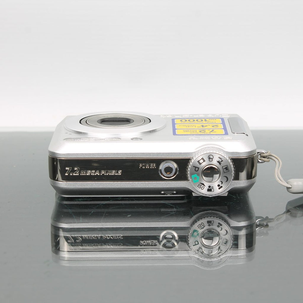 Sony Cybershot DSC-S700