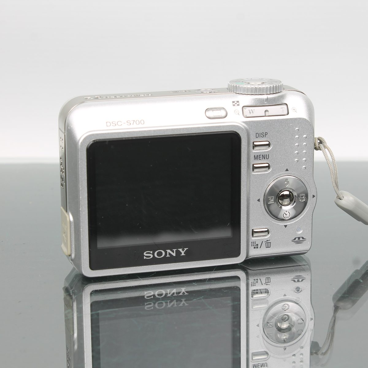 Sony Cybershot DSC-S700