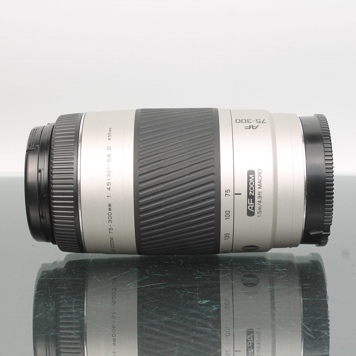 Minolta AF 75-300mm 1:4.5-5.6 D