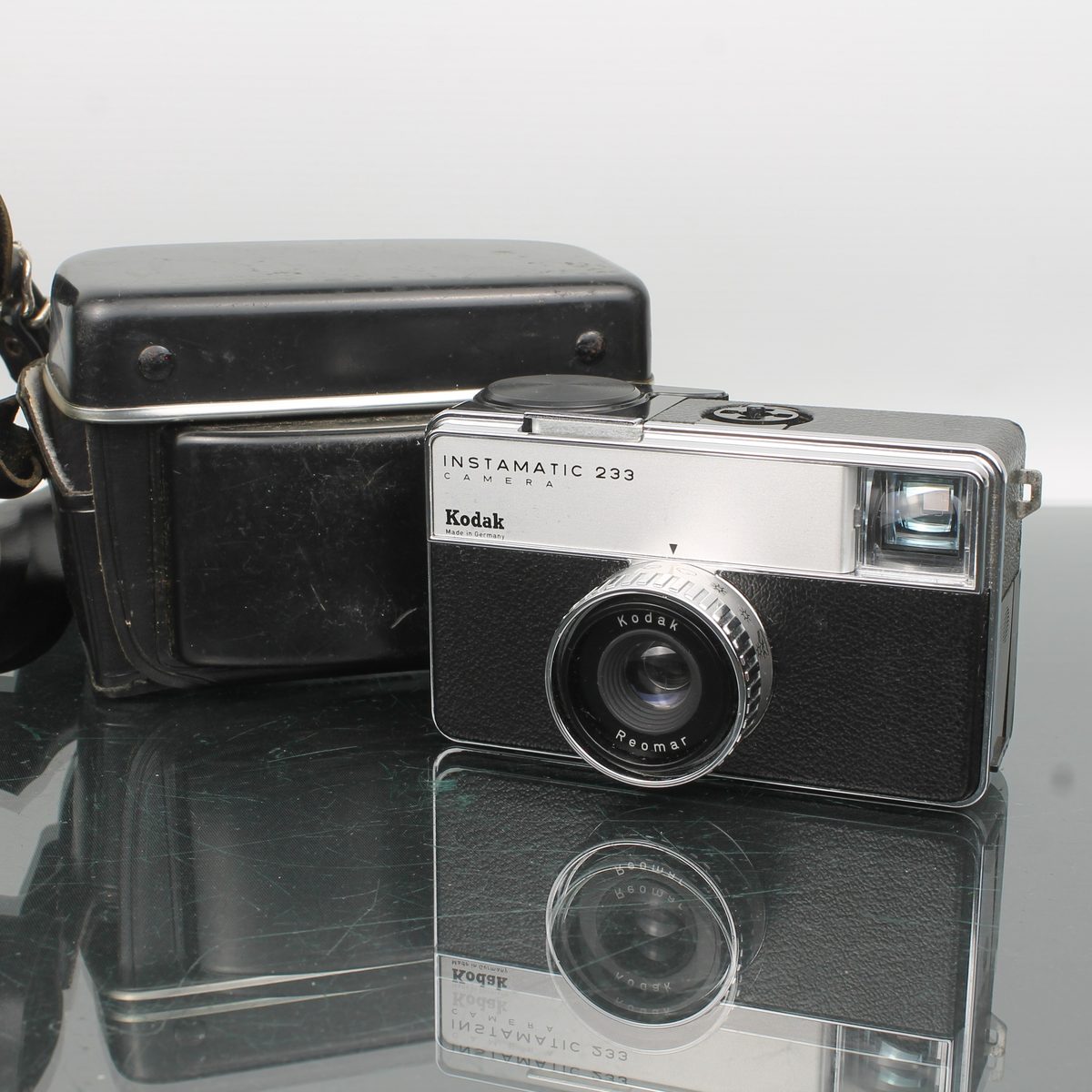 Kodak Instamatic 233