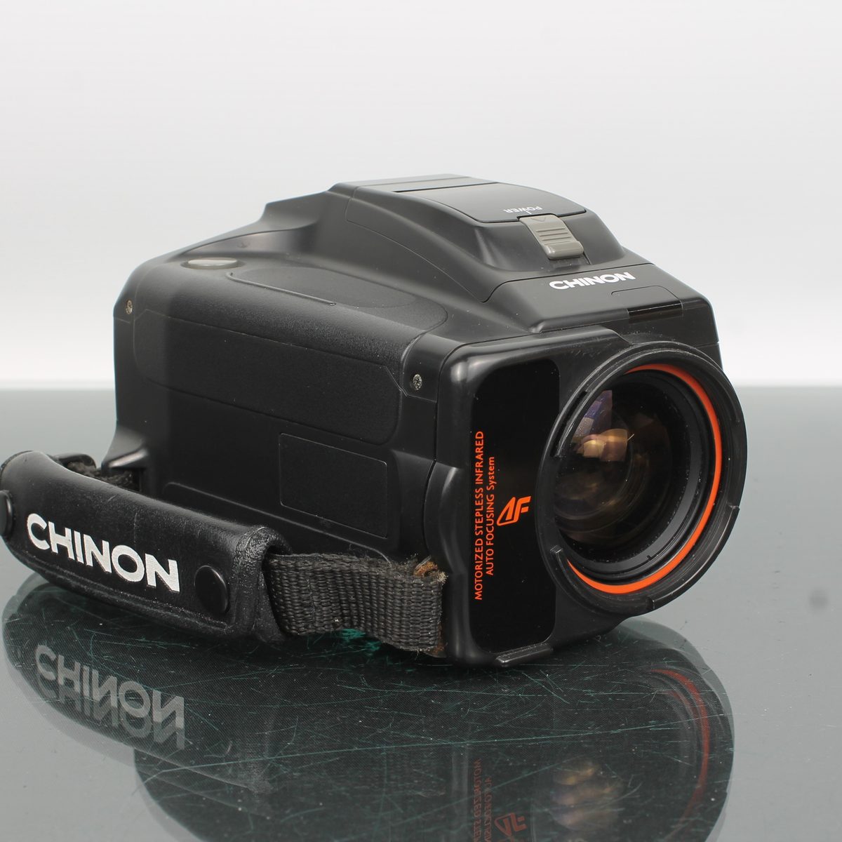 Chinon GS-7 Reflex