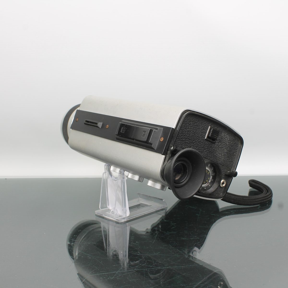 Yashica Electro 8 LD-8