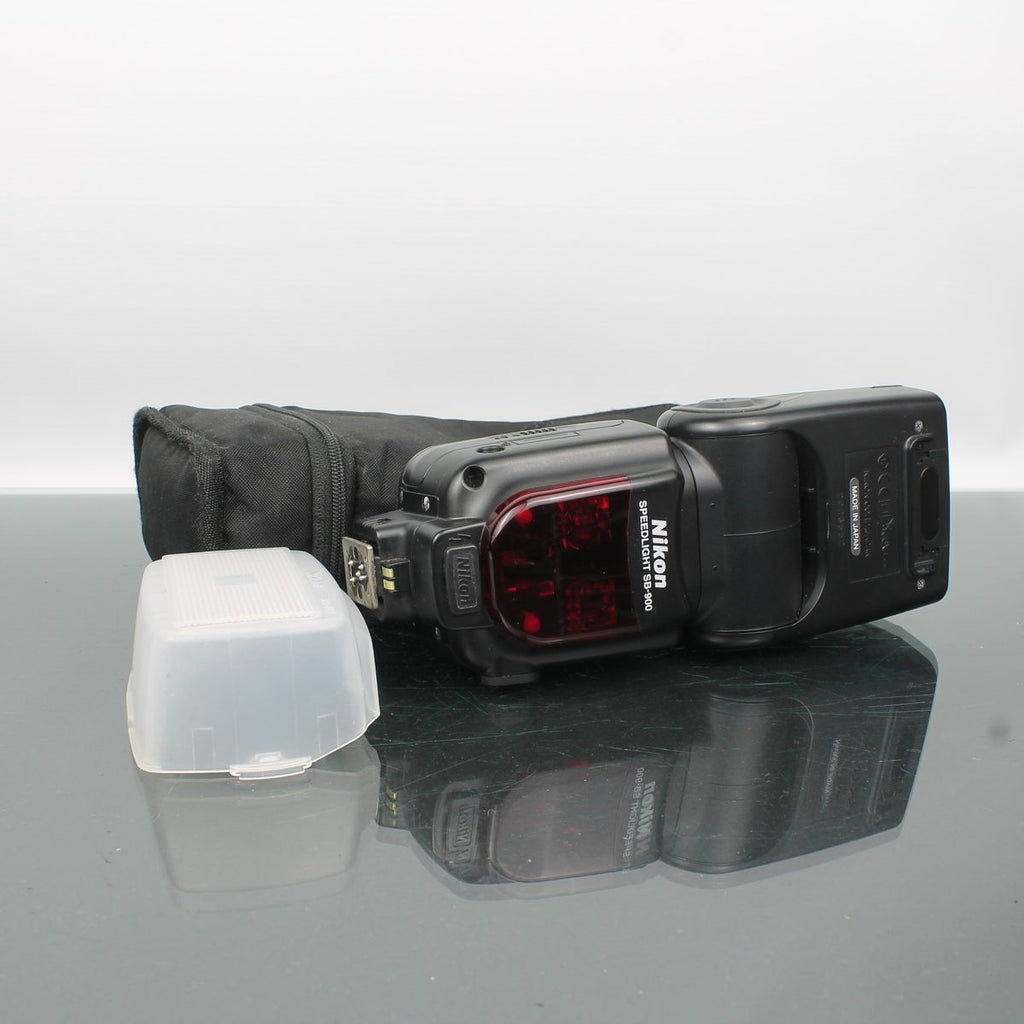 Nikon Speedlight SB-900
