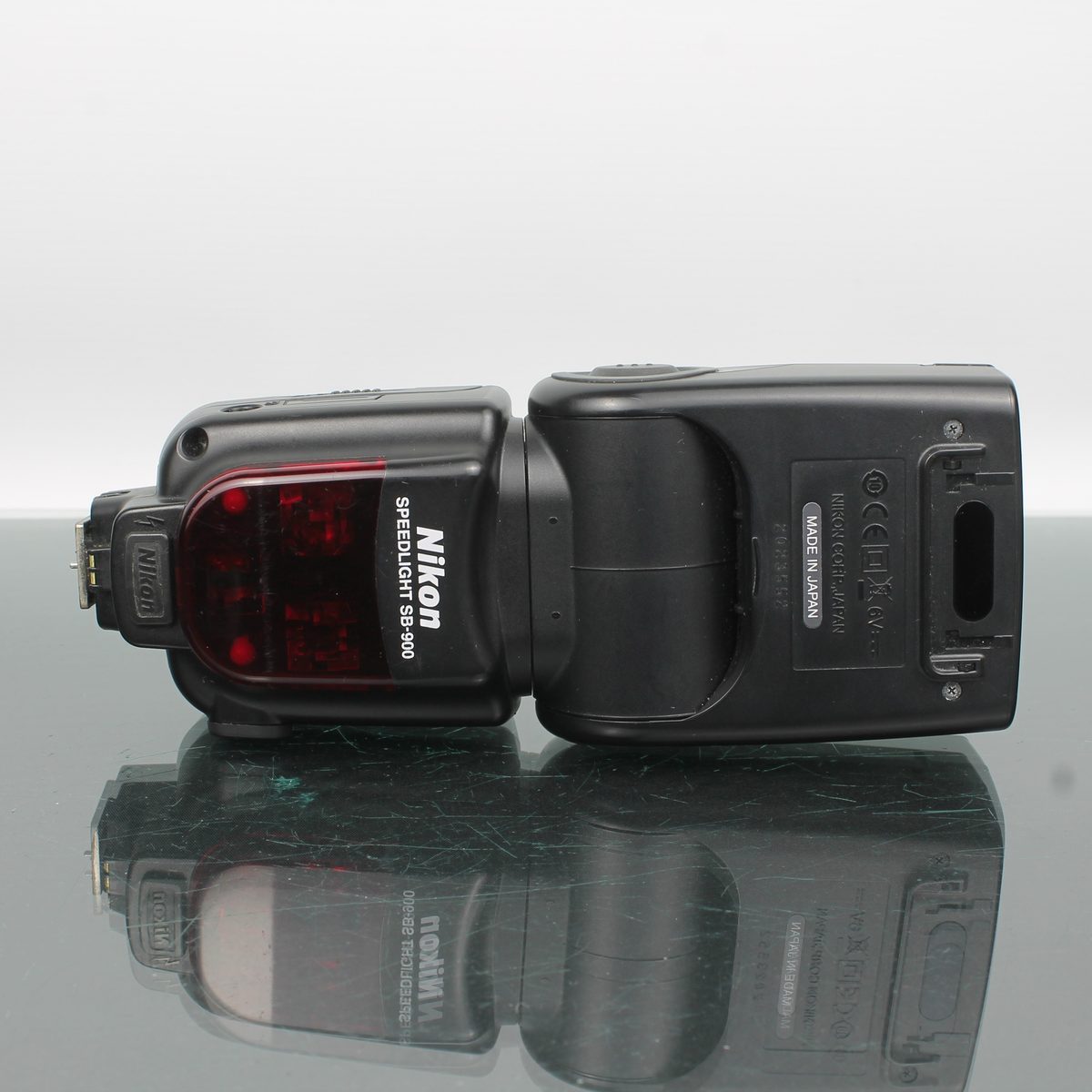 Nikon Speedlight SB-900