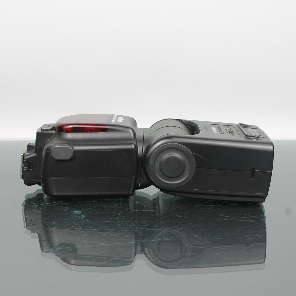 Nikon Speedlight SB-900