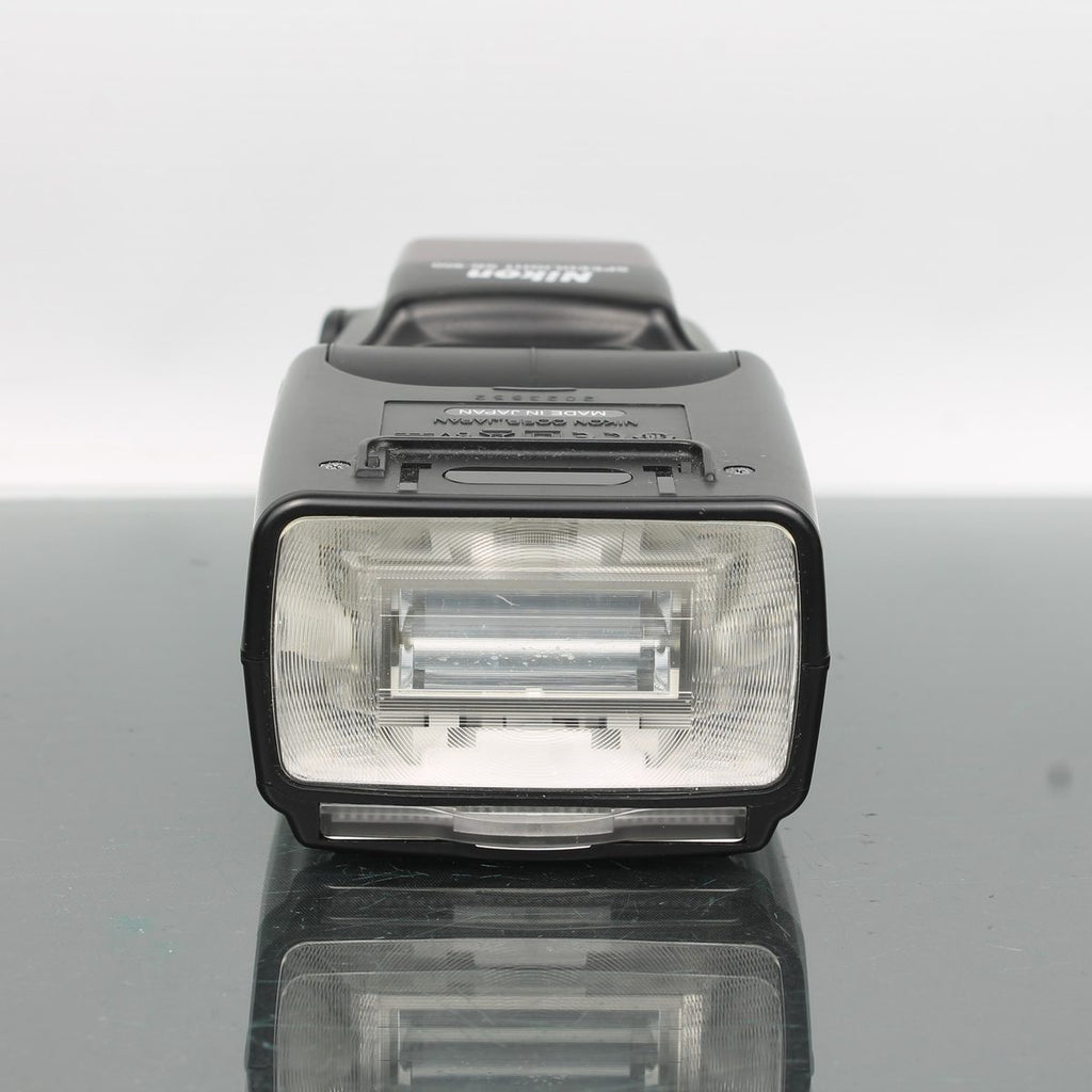 Nikon Speedlight SB-900