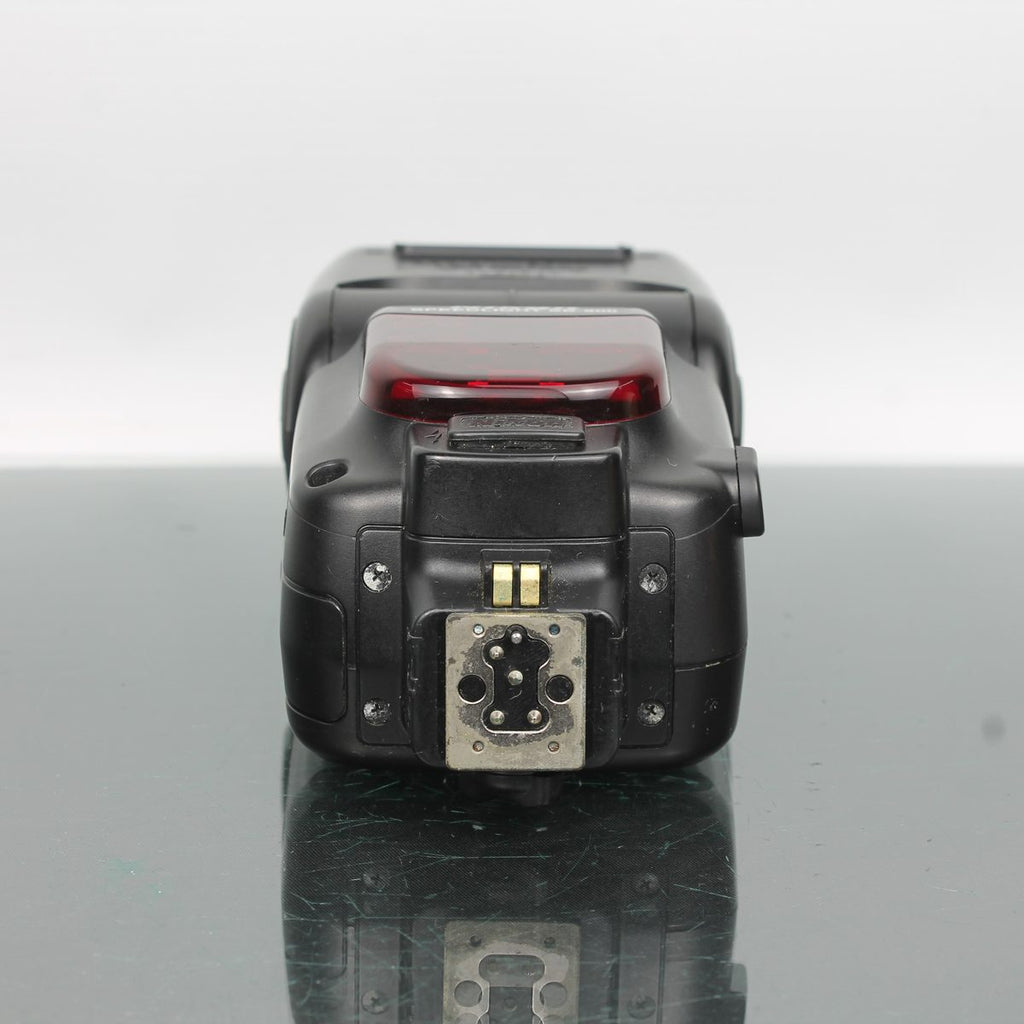 Nikon Speedlight SB-900