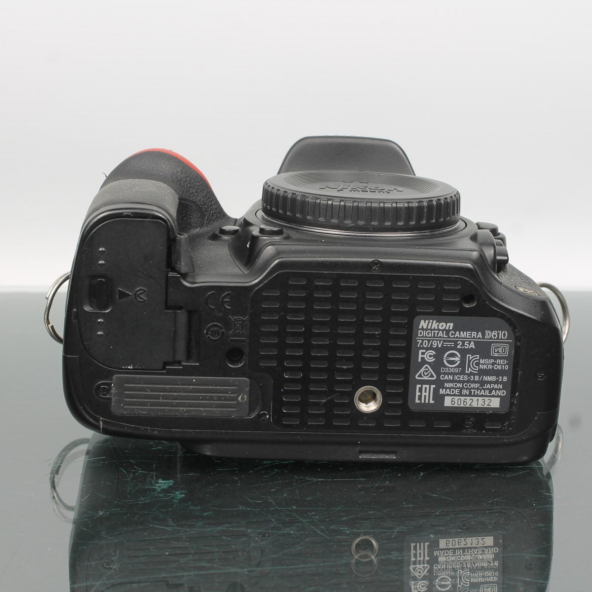 Nikon D610