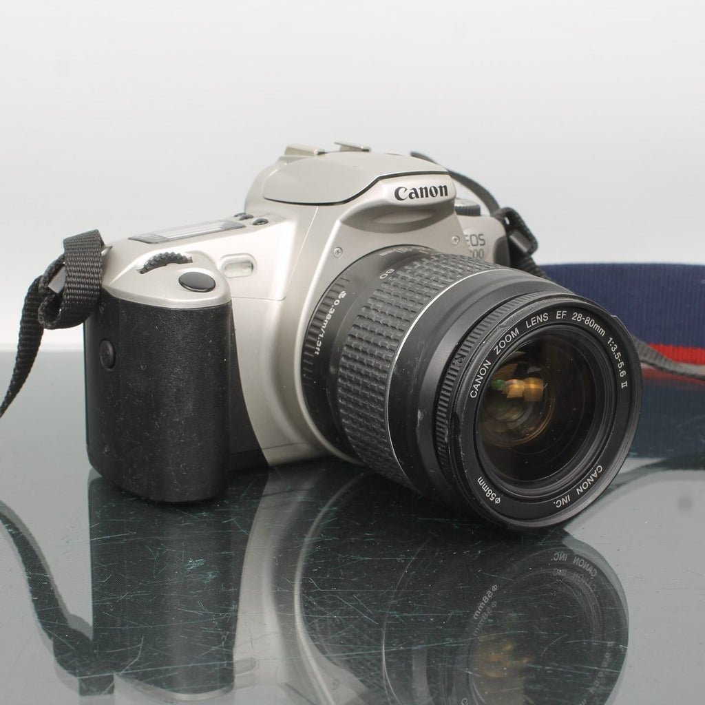 Canon EOS 300 + Canon EF 28-80mm f/3.5-5.6 II