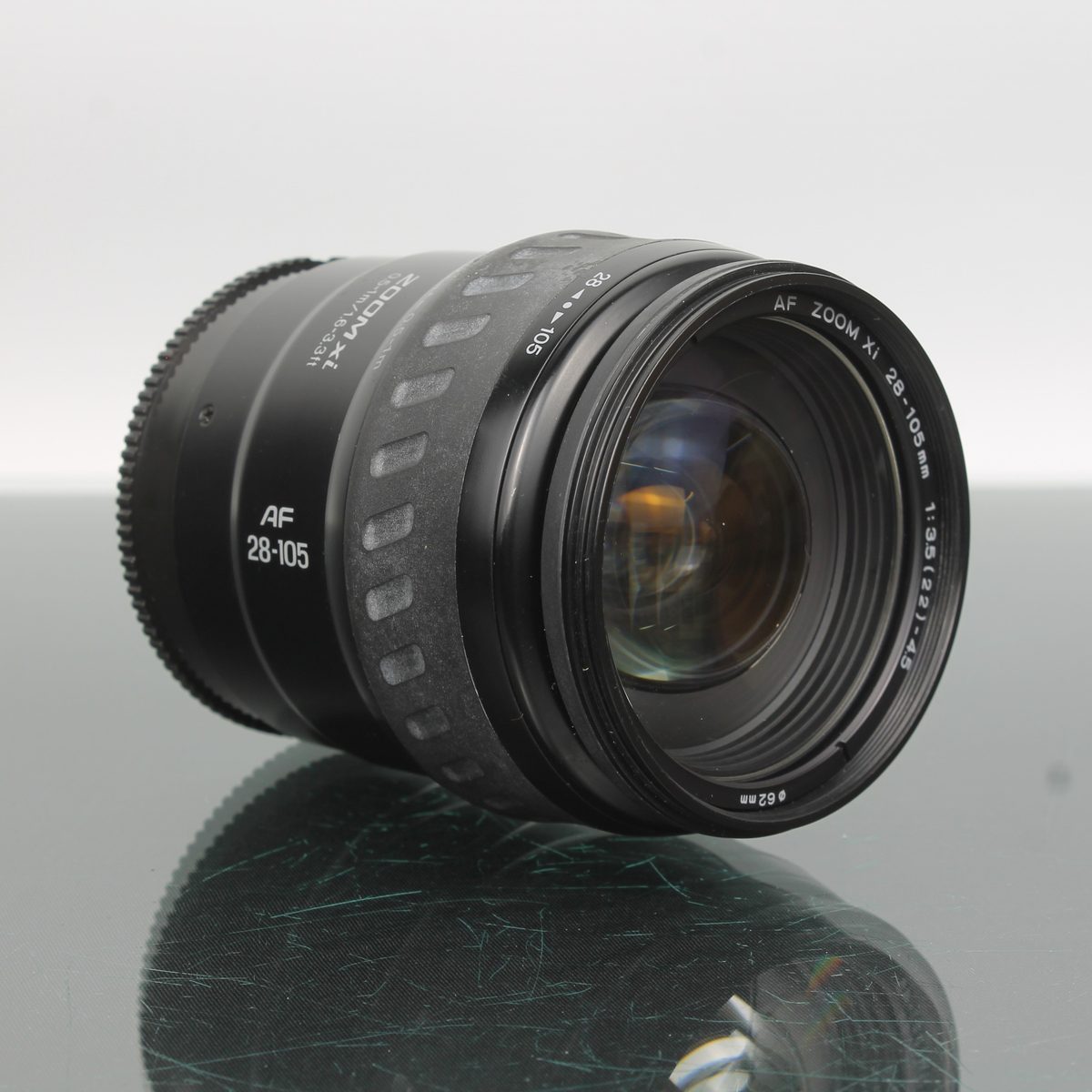 Minolta AF Zoom Xi 28-105mm f/3.5-4.5