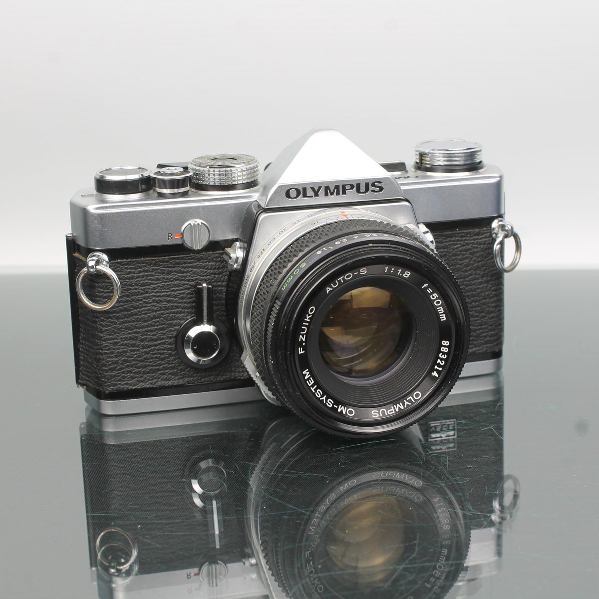 Olympus OM-1 + F.Zuiko Auto-S 50mm f/1.8