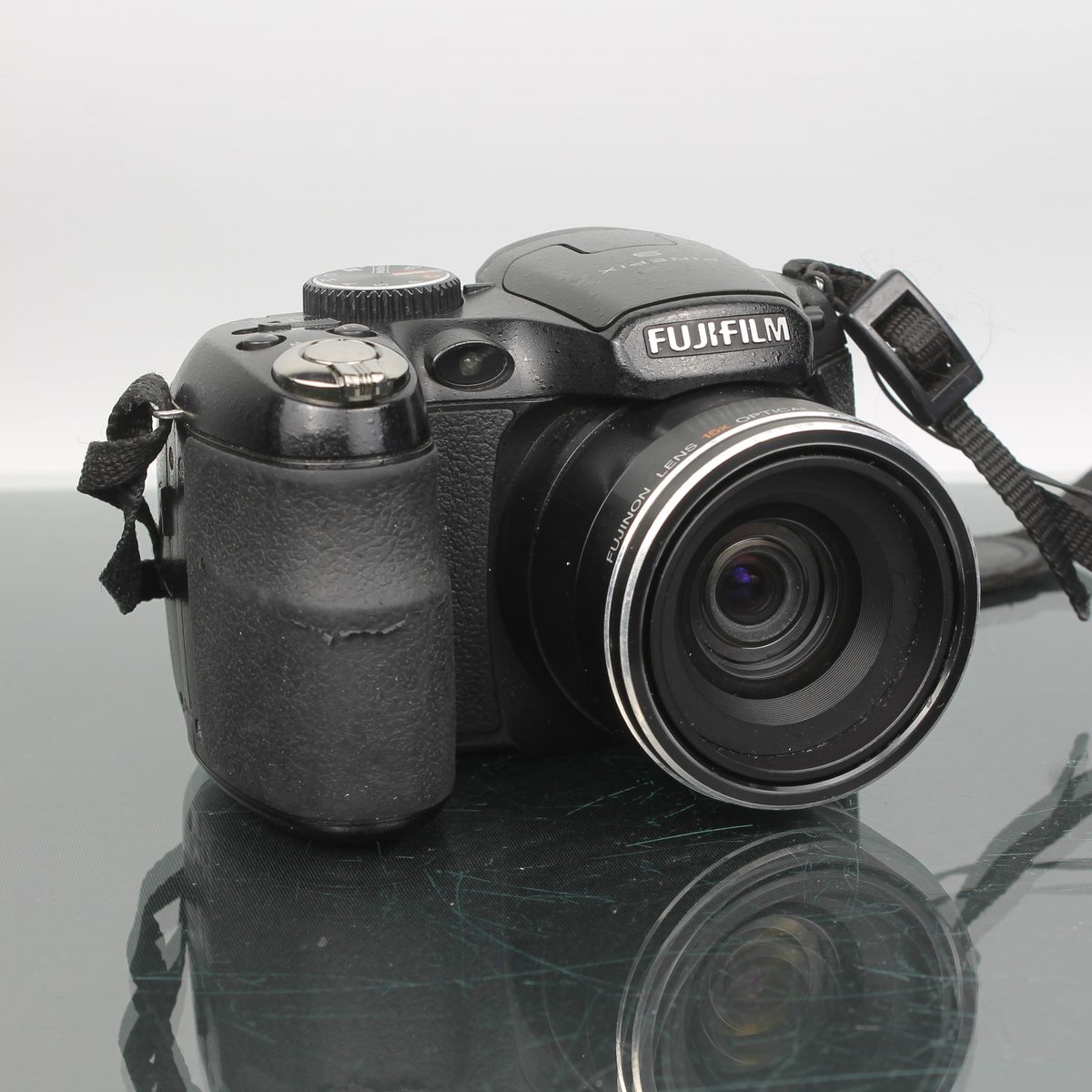 Fujifilm FinePix S1700