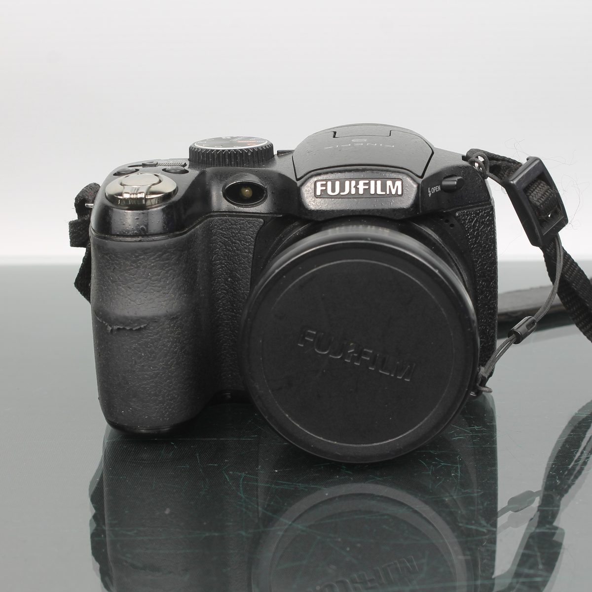 Fujifilm FinePix S1700