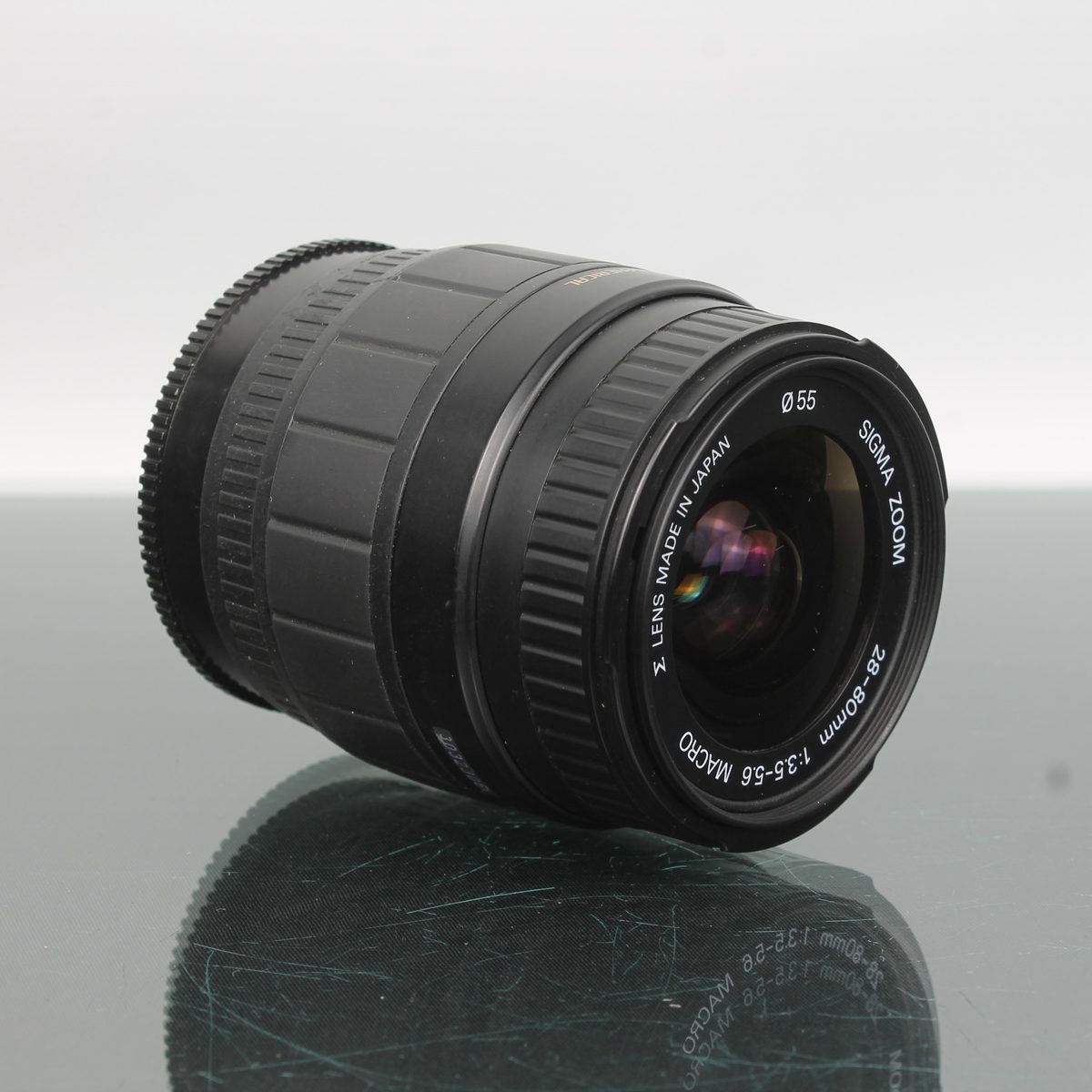 Sigma Zoom 28-80mm f/3.5-5.6 Macro