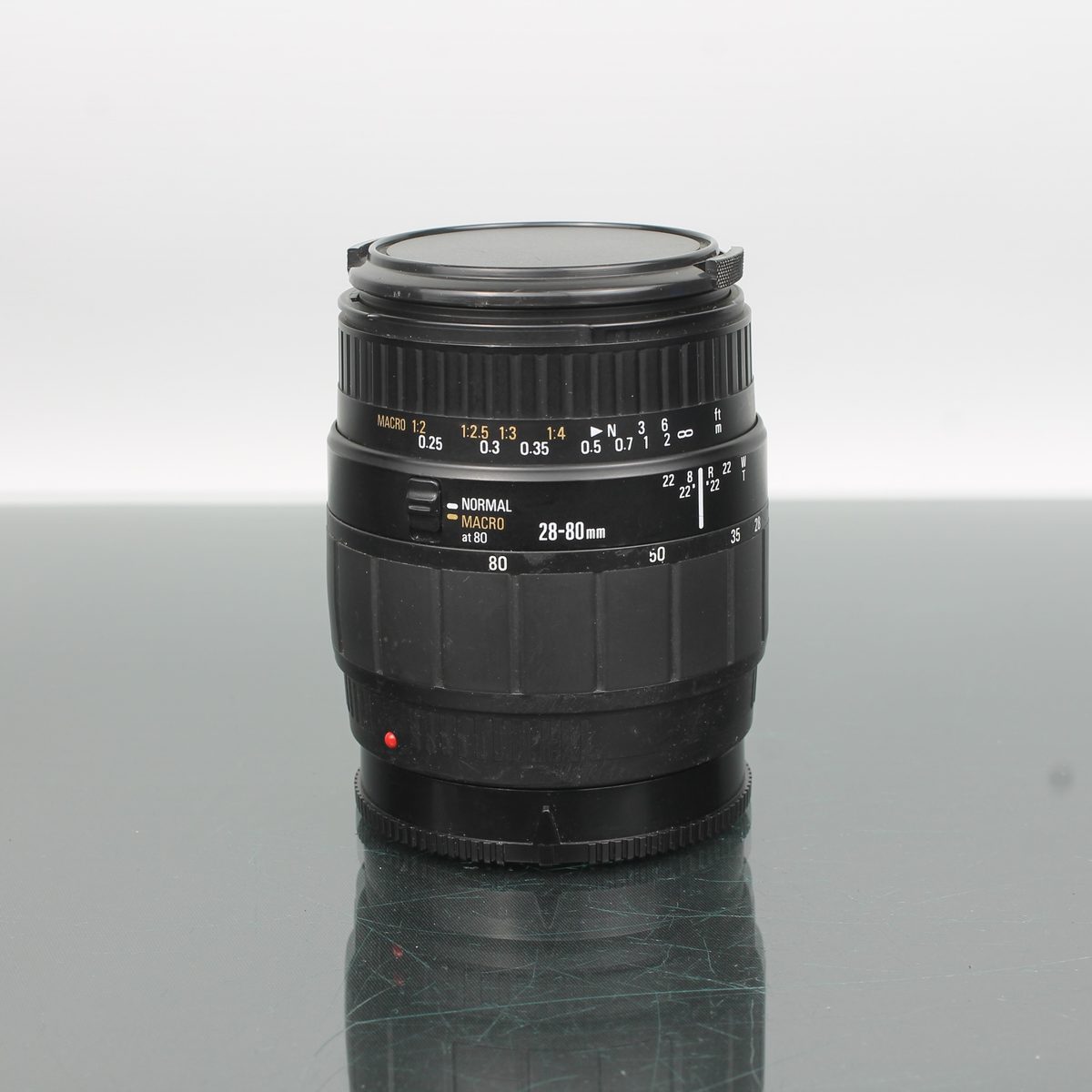 Sigma Zoom 28-80mm f/3.5-5.6 Macro