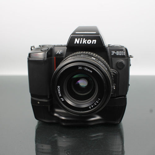 Nikon F-801s + Nikkor 35-70mm f/3.3-4.5