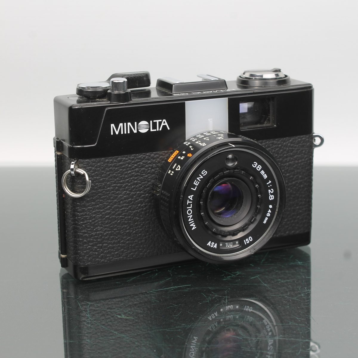 Minolta Hi-Matic G2