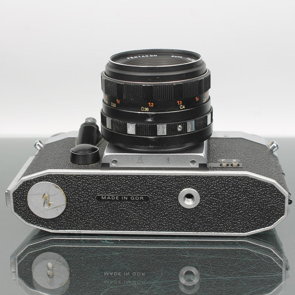 Praktica Super TL + Pentacon Auto 50mm f/1.8