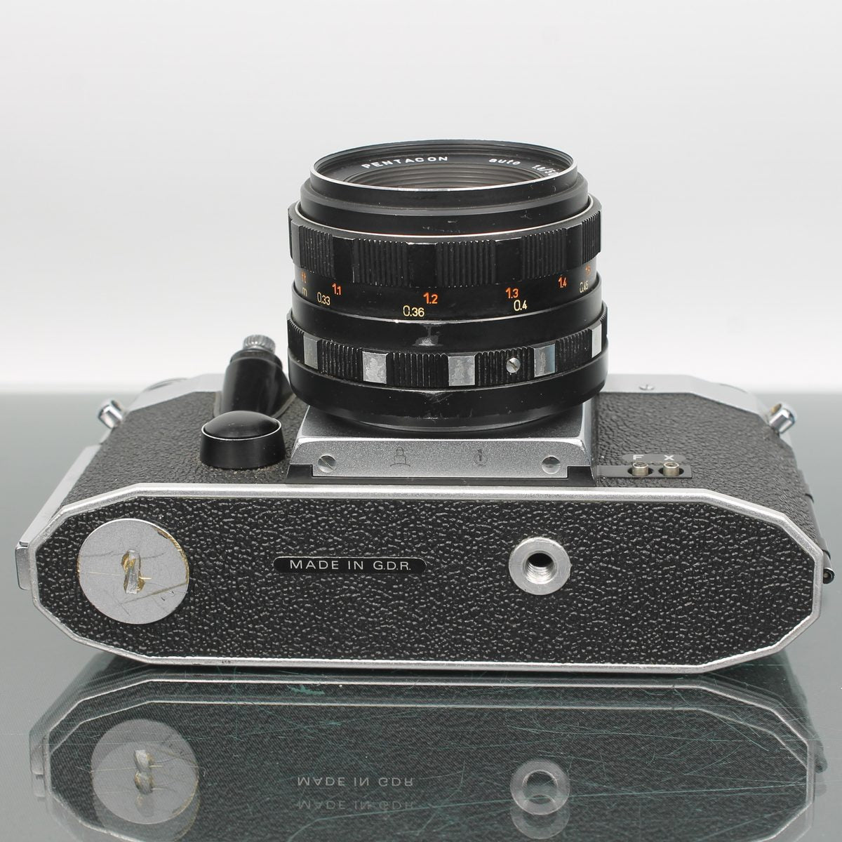 Praktica Super TL + Pentacon Auto 50mm f/1.8