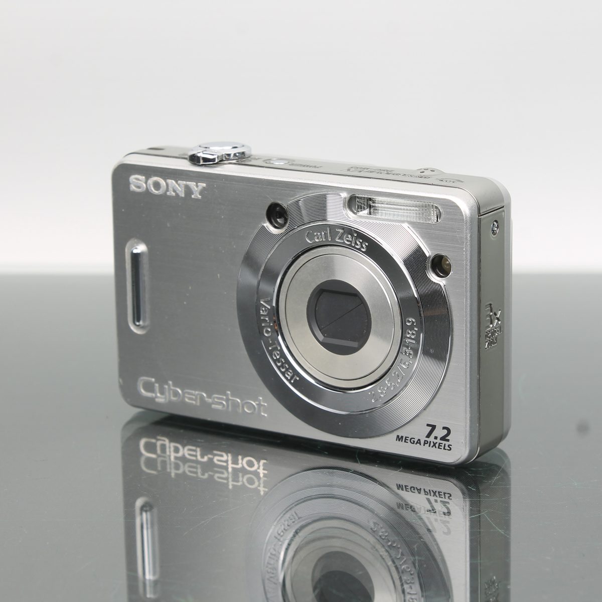 Sony Cyber-shot DSC-W55