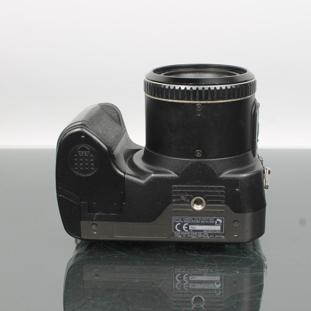 Fujifilm FinePix S602Z