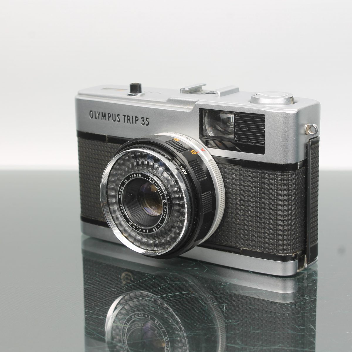 Olympus Trip 35