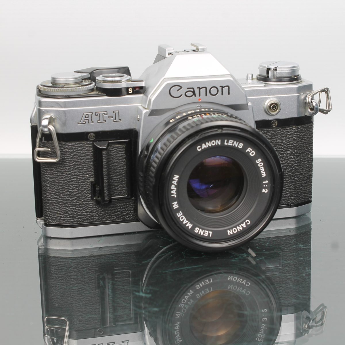 Canon AT-1 + Canon Lens FD 50mm f/2