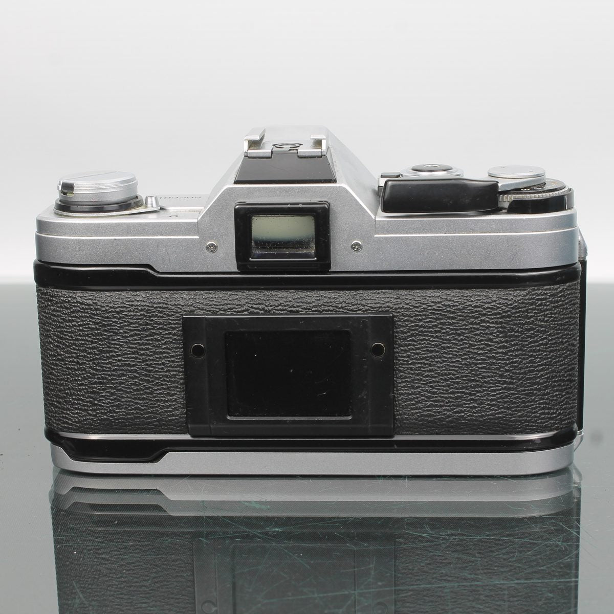 Canon AT-1 + Canon Lens FD 50mm f/2
