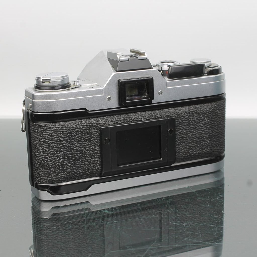 Canon AT-1 + Canon Lens FD 50mm f/2