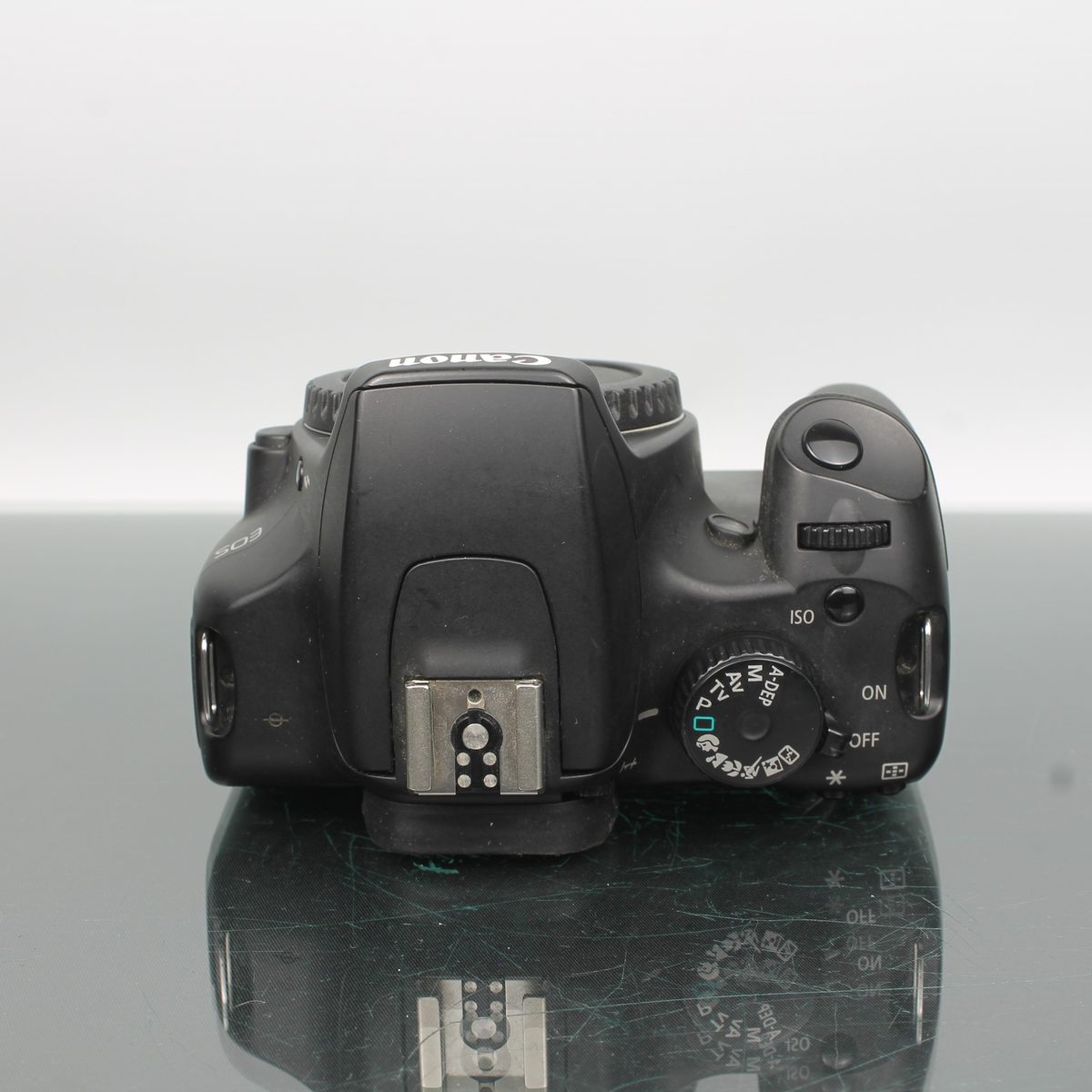 Canon EOS 1000D + EF-S 18-55mm f/3.5-5.6 II