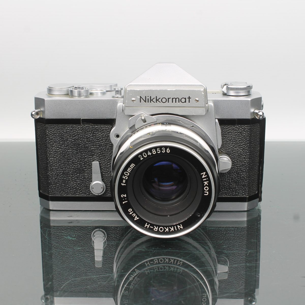 Nikon Nikkormat FT + Nikkor-H Auto 50mm f/2
