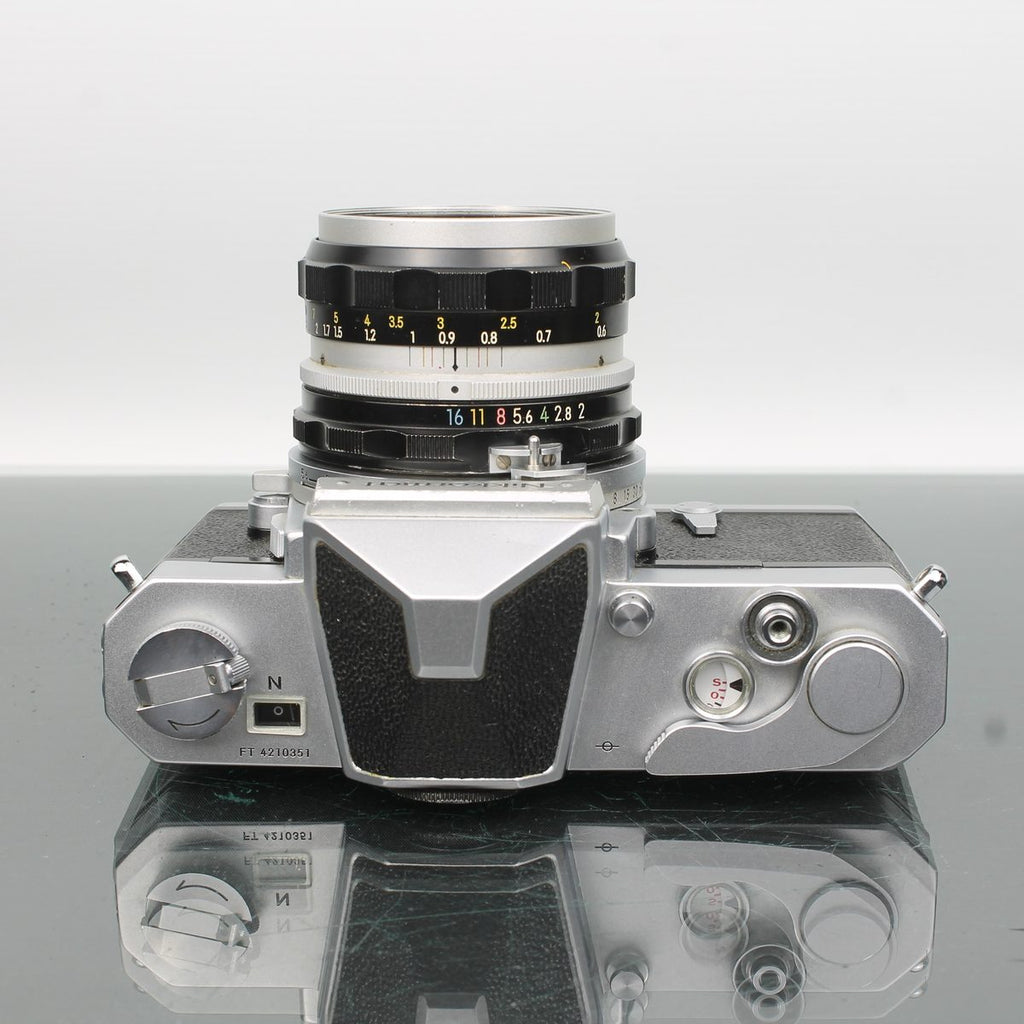 Nikon Nikkormat FT + Nikkor-H Auto 50mm f/2