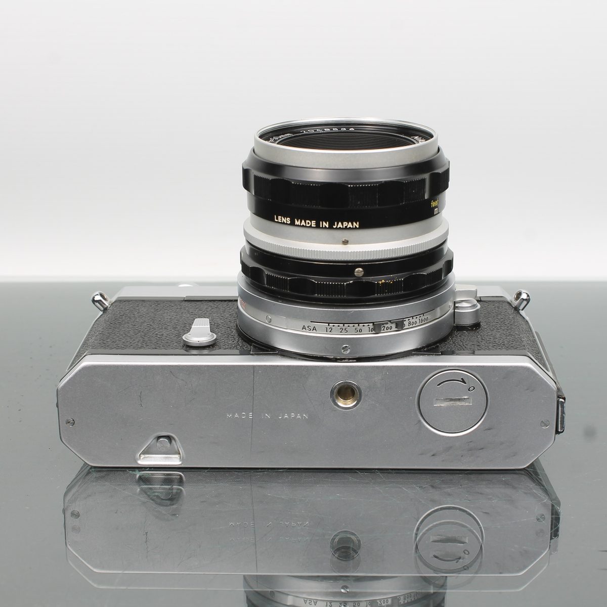 Nikon Nikkormat FT + Nikkor-H Auto 50mm f/2