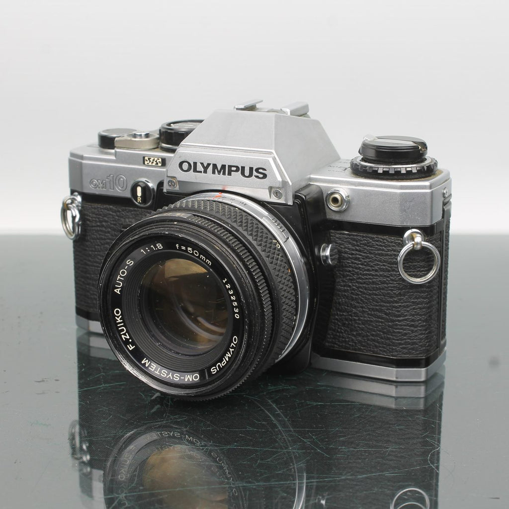 Olympus OM10 + 50mm f/1.8
