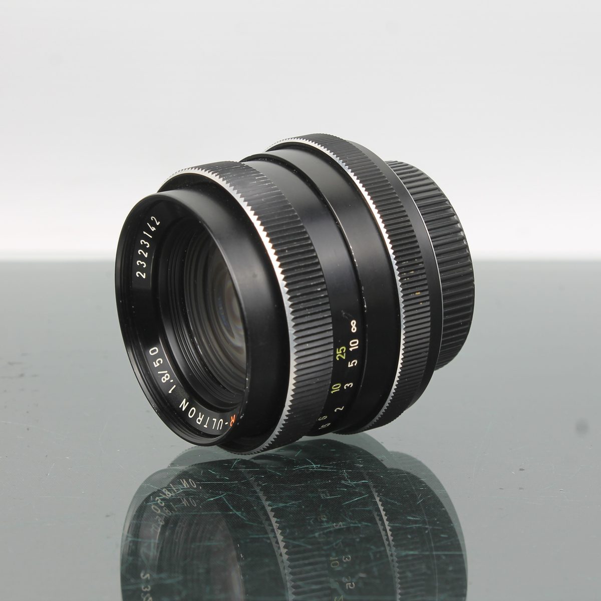 Voigtländer Color-Ultron 50mm f/1.8
