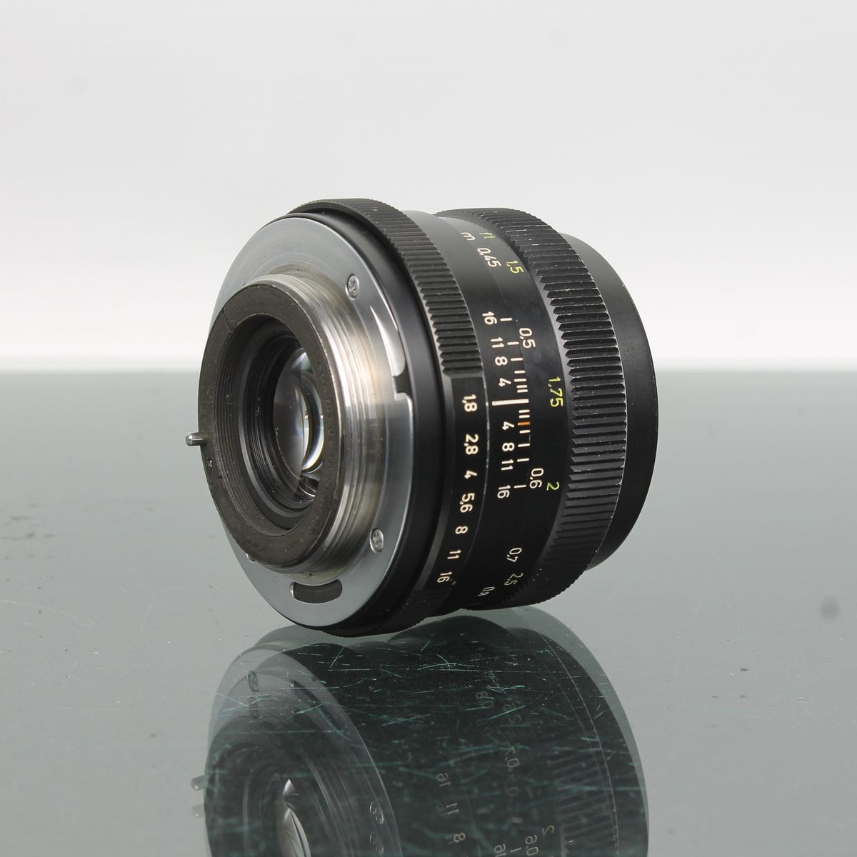 Voigtländer Color-Ultron 50mm f/1.8