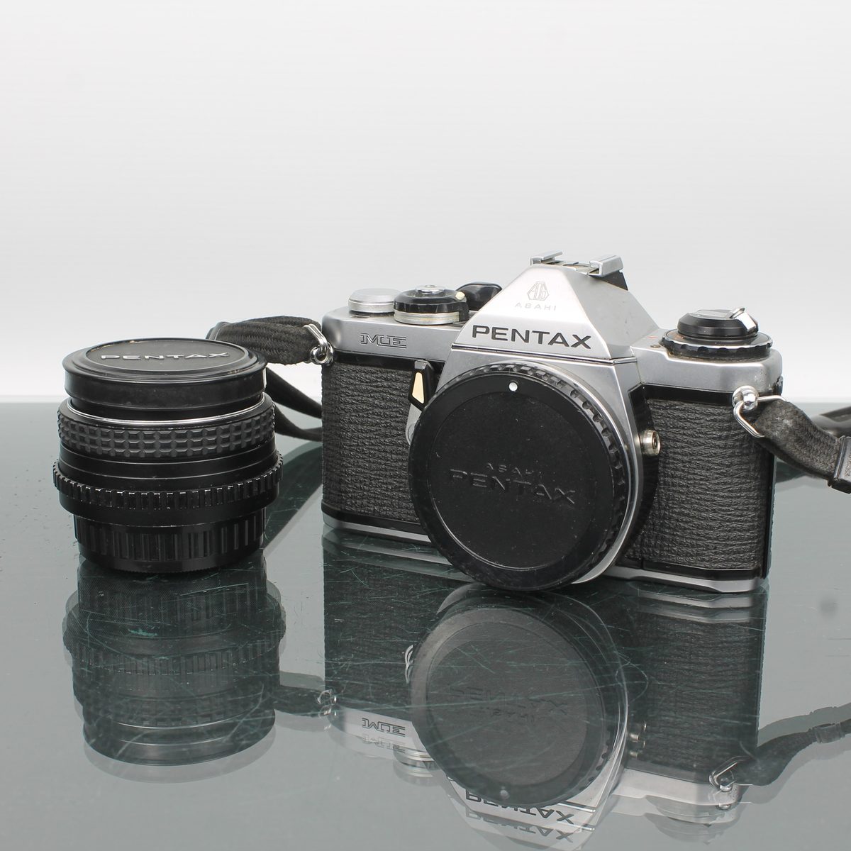 Asahi Pentax ME + SMC Pentax-M 50mm f/1.7
