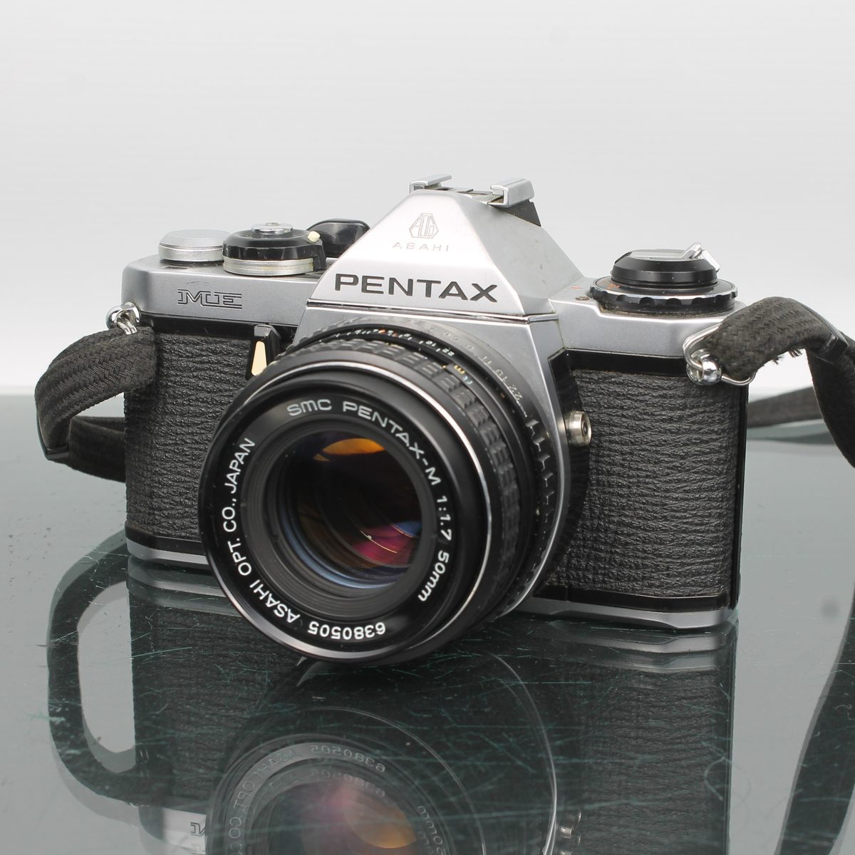 Asahi Pentax ME + SMC Pentax-M 50mm f/1.7