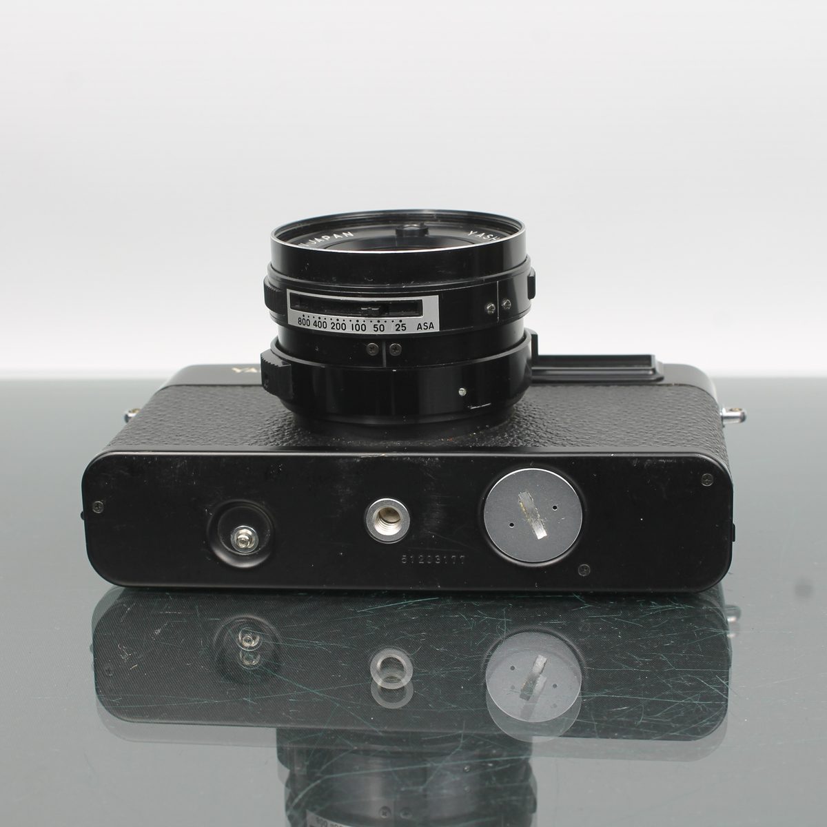 Yashica MG-1
