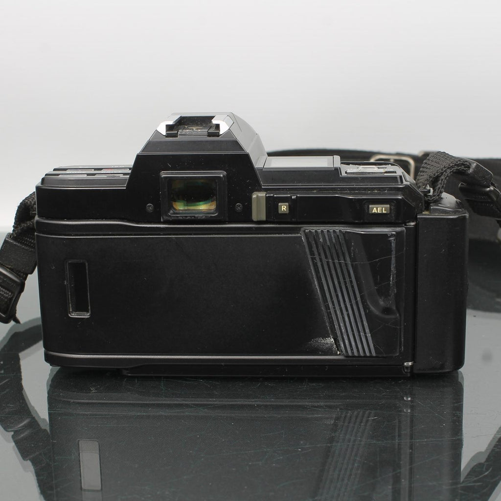 Minolta 7000 AF + Minolta AF Zoom 35-70mm f/4