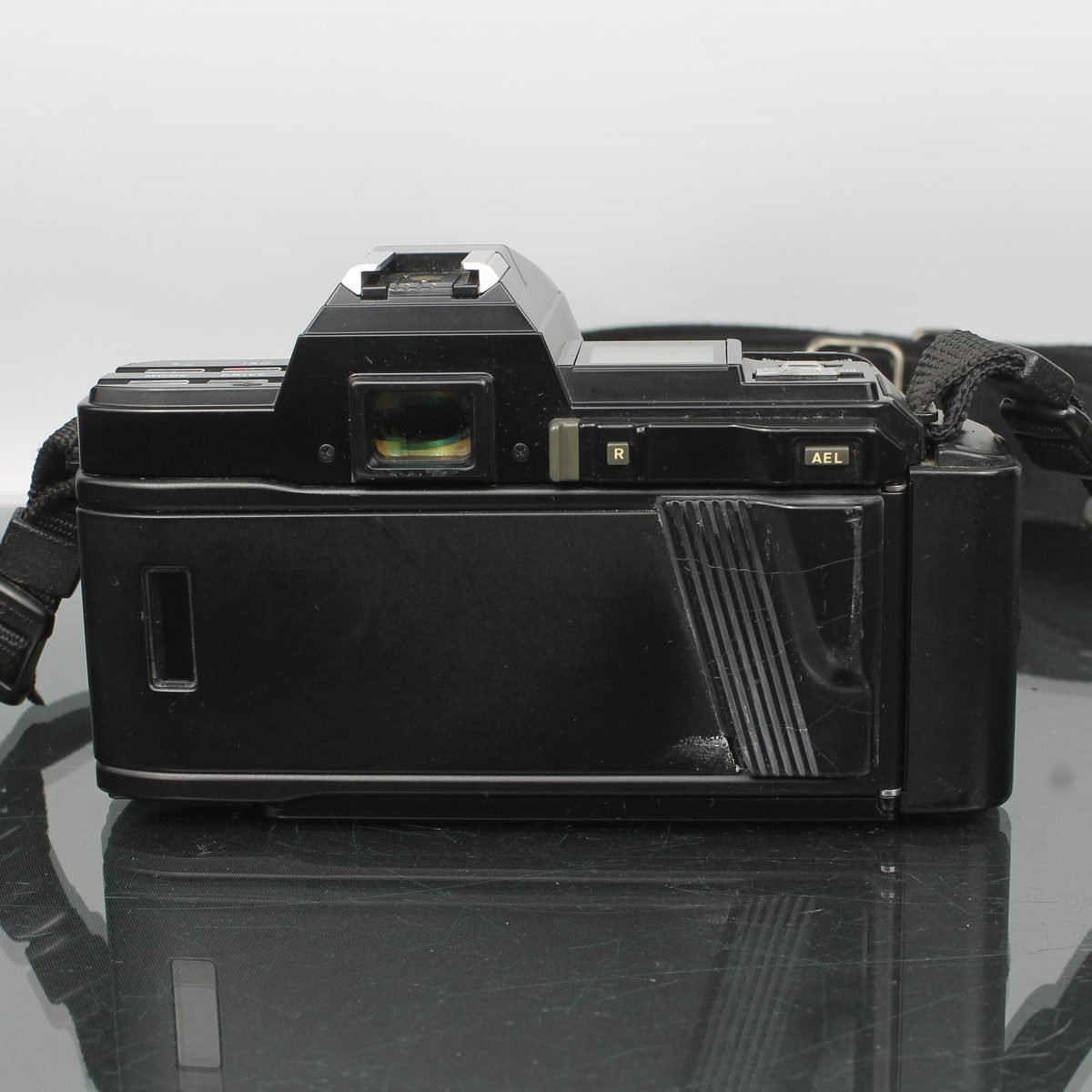 Minolta 7000 AF + Minolta AF Zoom 35-70mm f/4