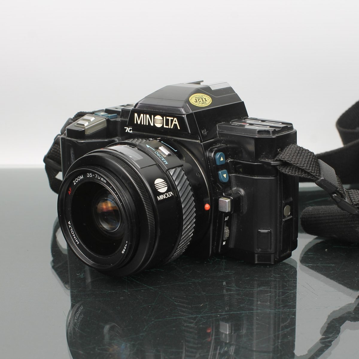 Minolta 7000 AF + Minolta AF Zoom 35-70mm f/4