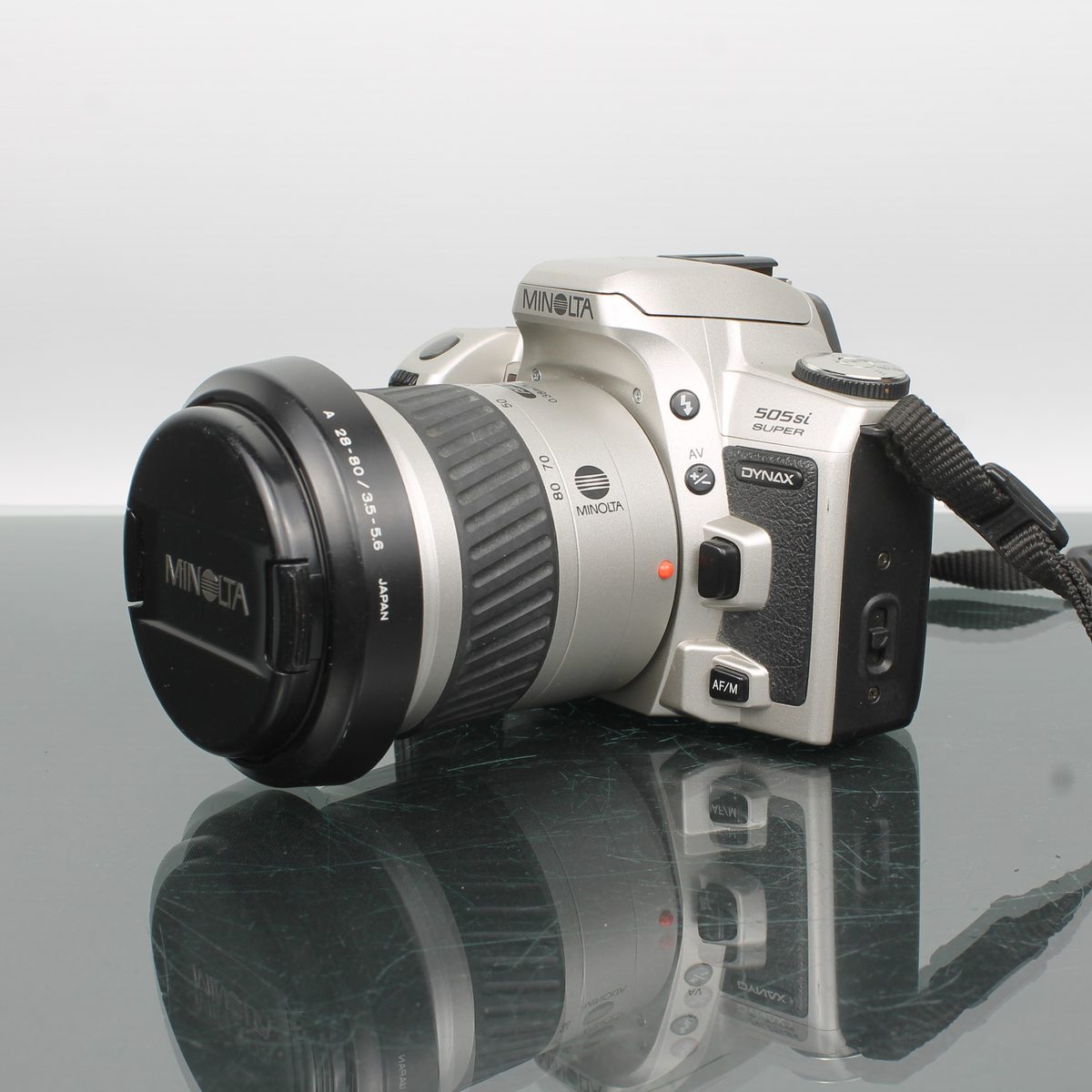 Minolta Dynax 505si Super + 28-80 Minolta AF