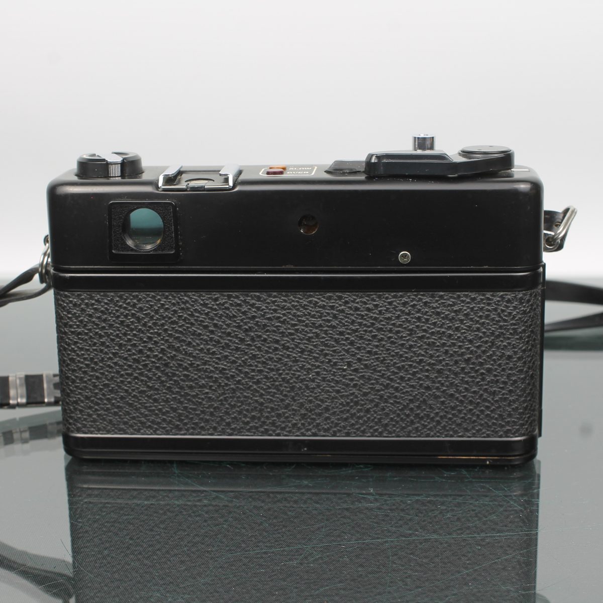 Yashica MG-1