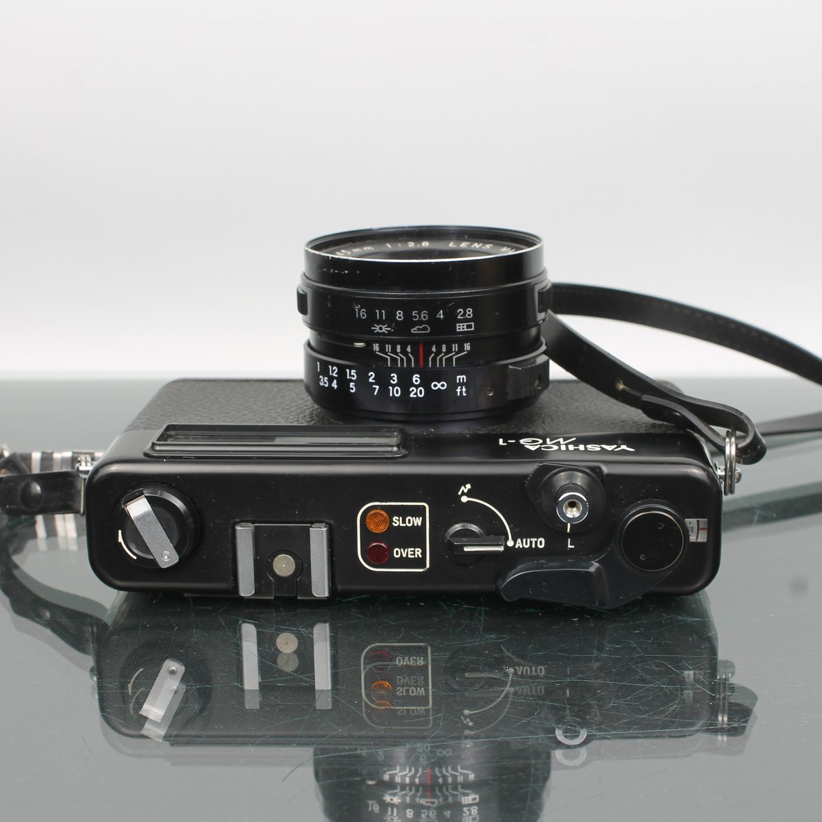 Yashica MG-1