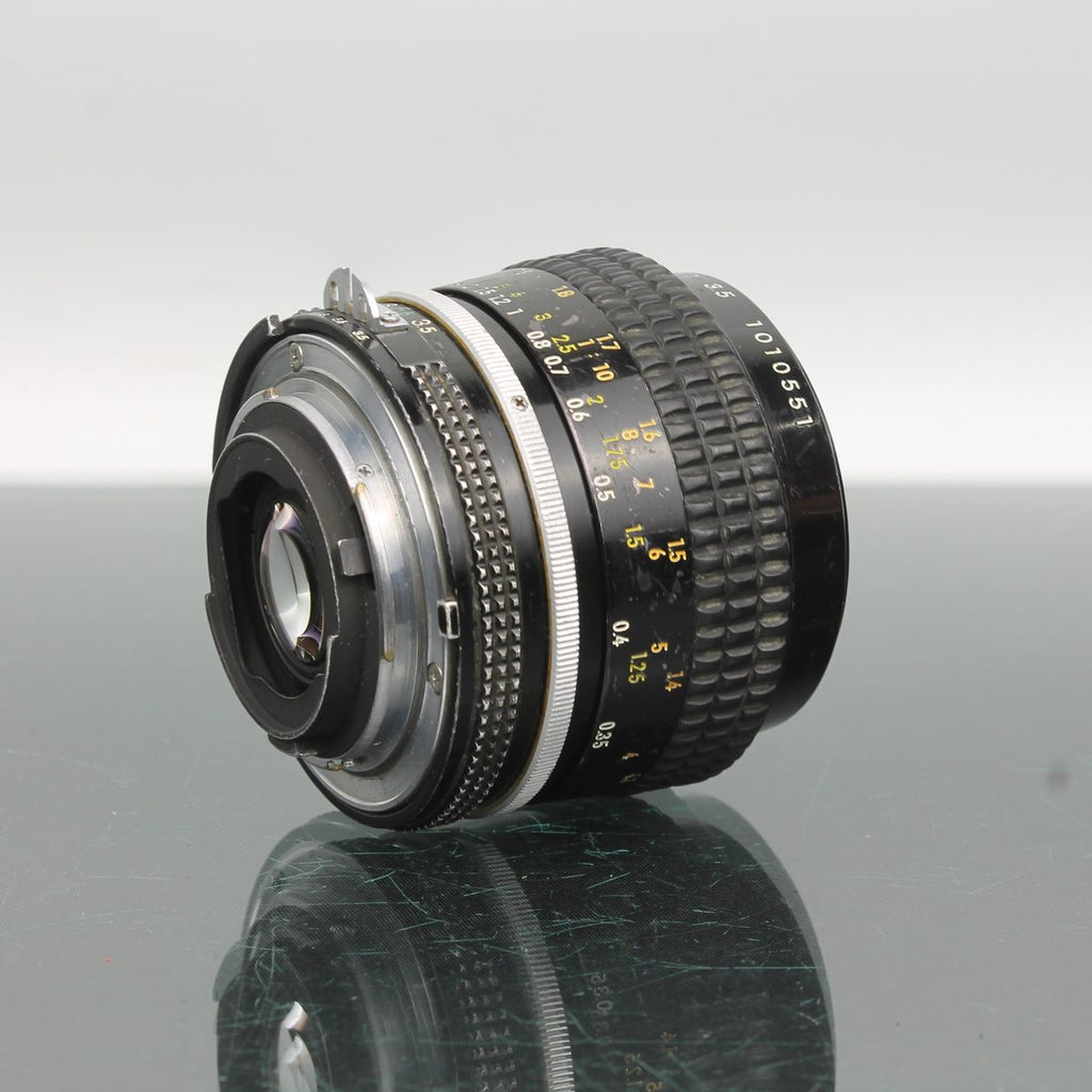 Nikon Micro-Nikkor 55mm f/3.5