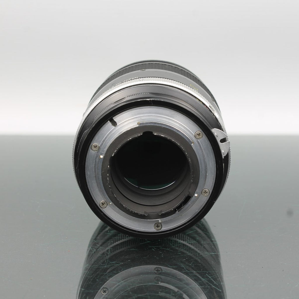 Nikon Nikkor Q.C Auto 135mm f/2.8